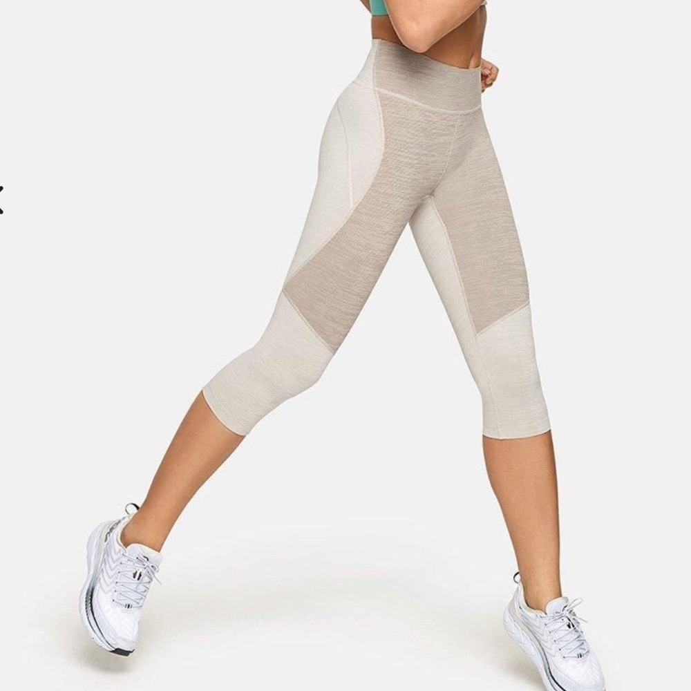 Outdoor Voices Leggings